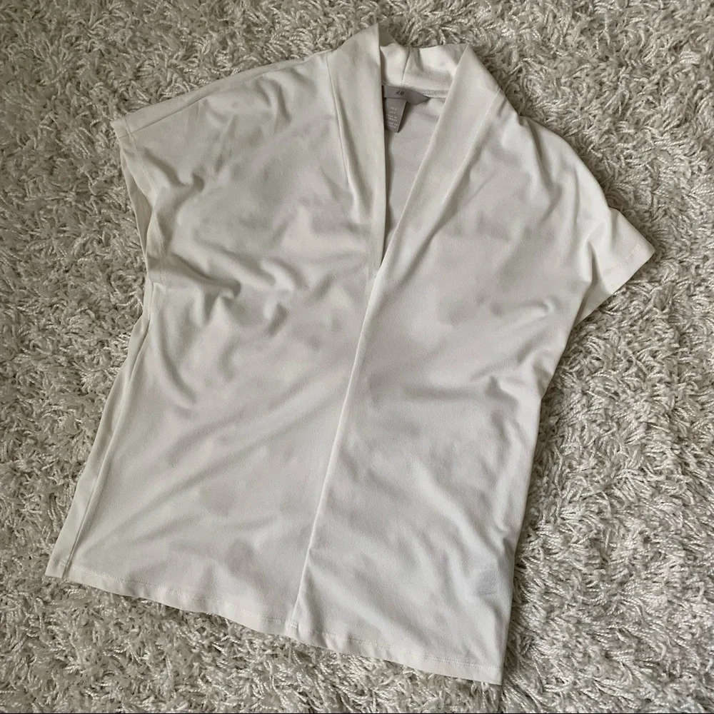 White Work blouse - Picture 2 of 4